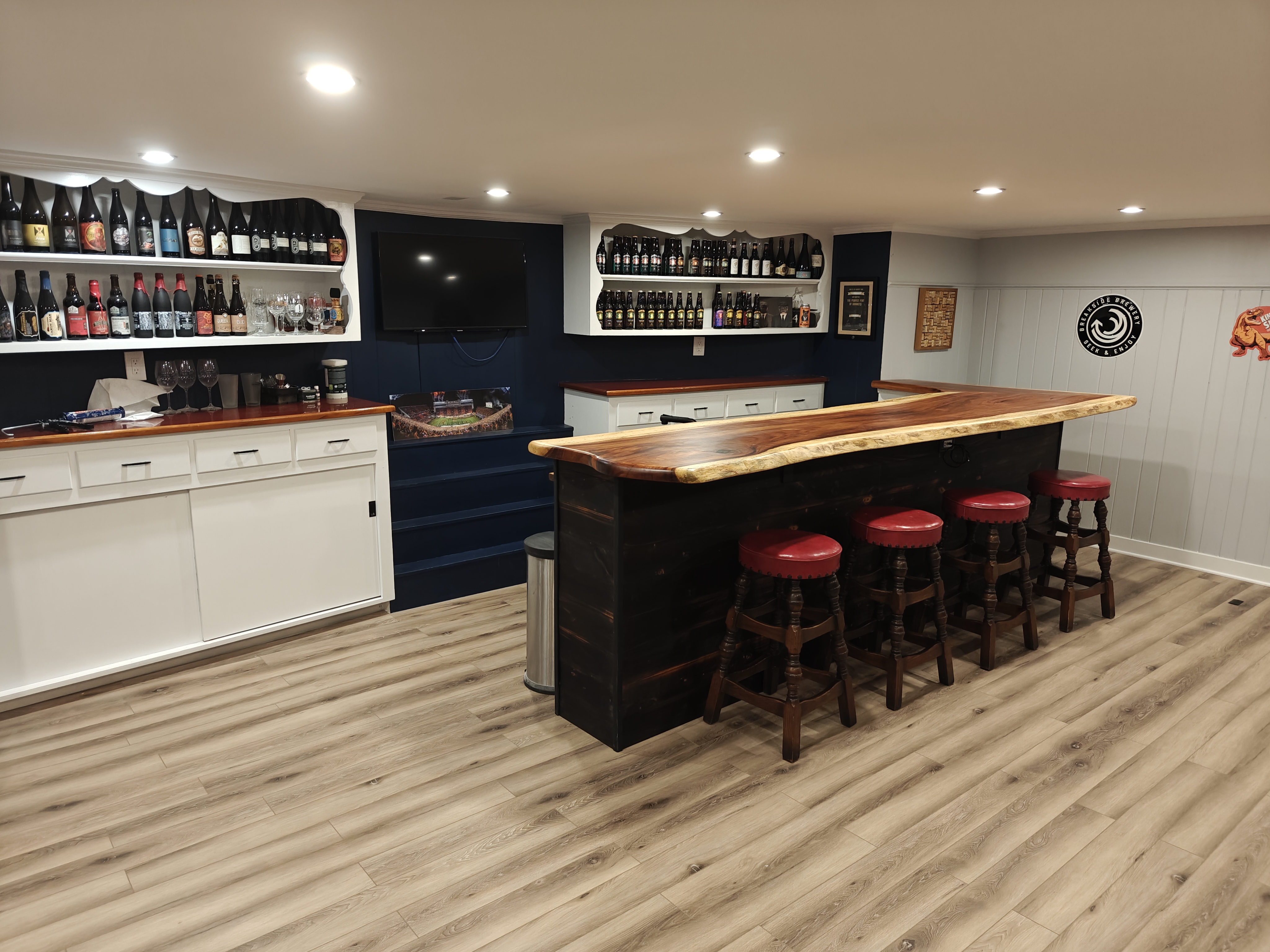 Live edge bar